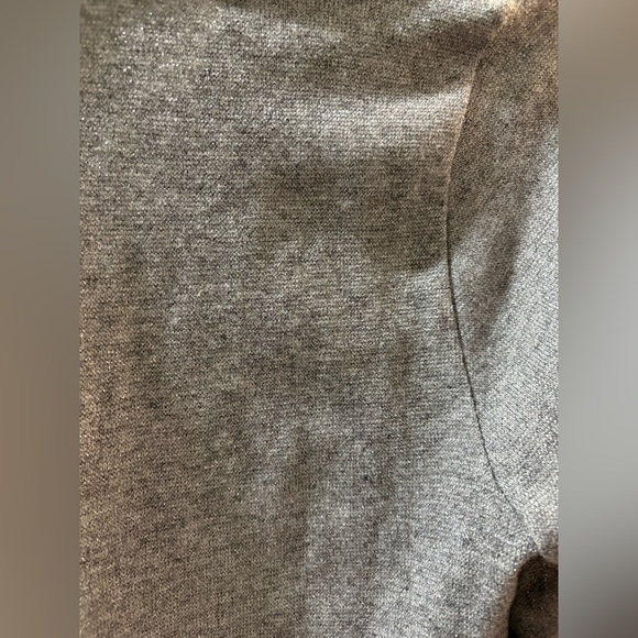 Banana republic wrap blouse silver NWT - Picture 4 of 6